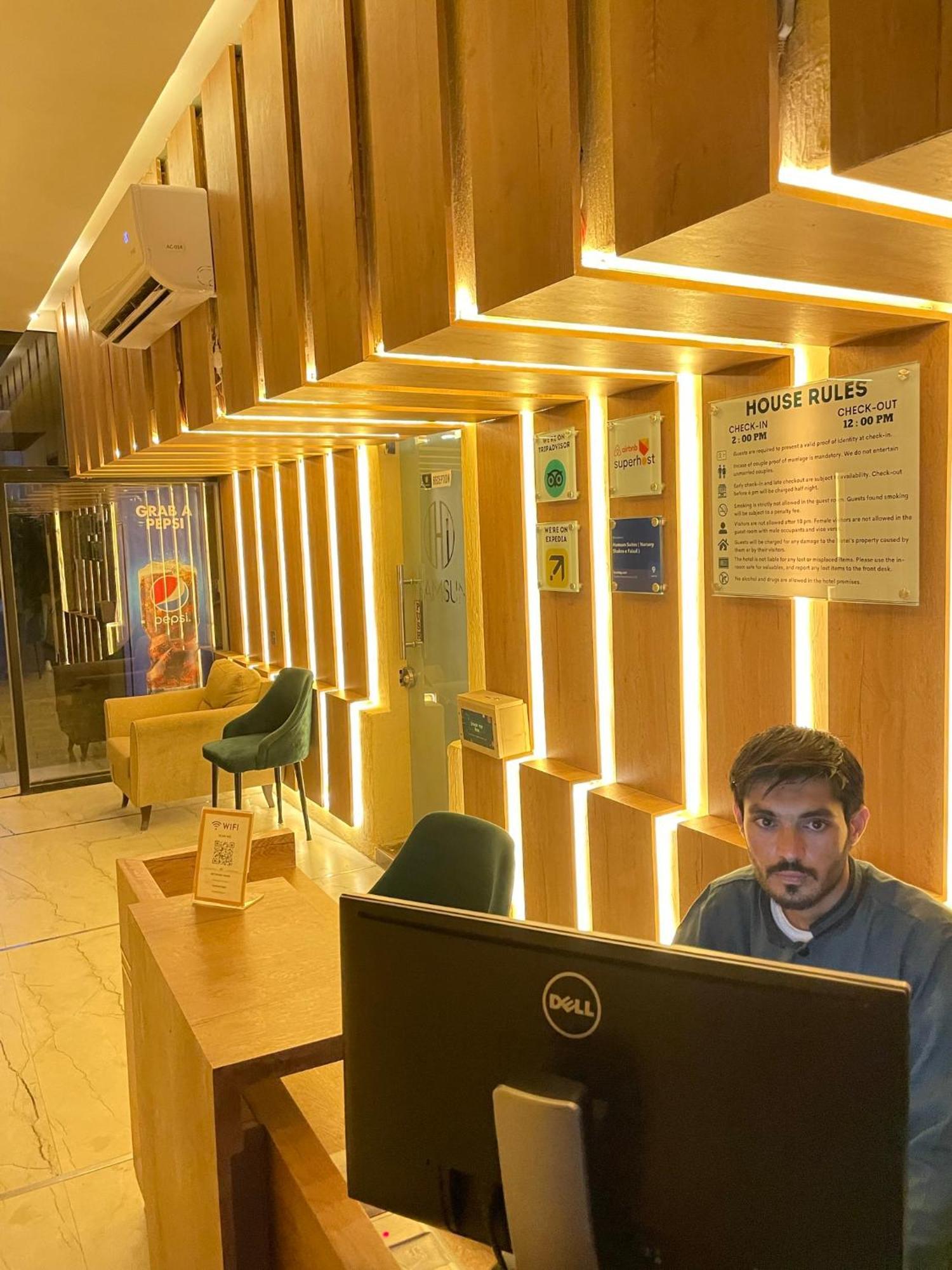 Hamsun Shahrah-E-Faisal Hotel Karachi Luaran gambar